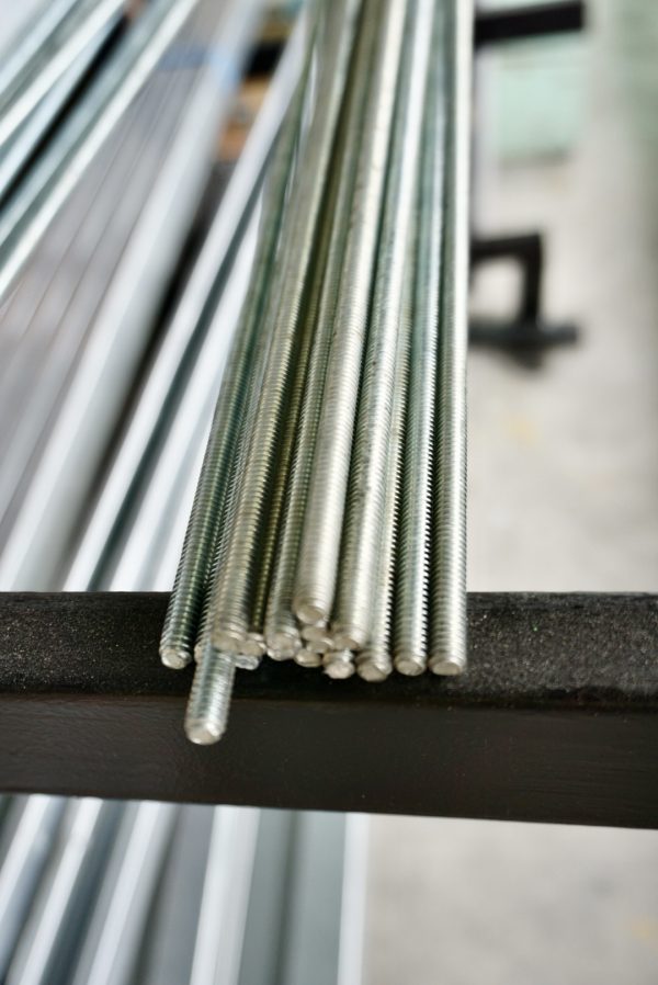 เหล็กสตัด 3/8